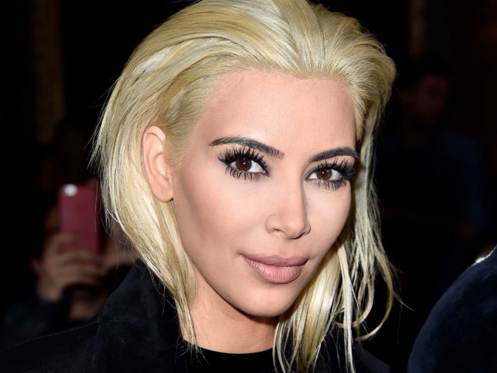 kim kardashian platinum blonde